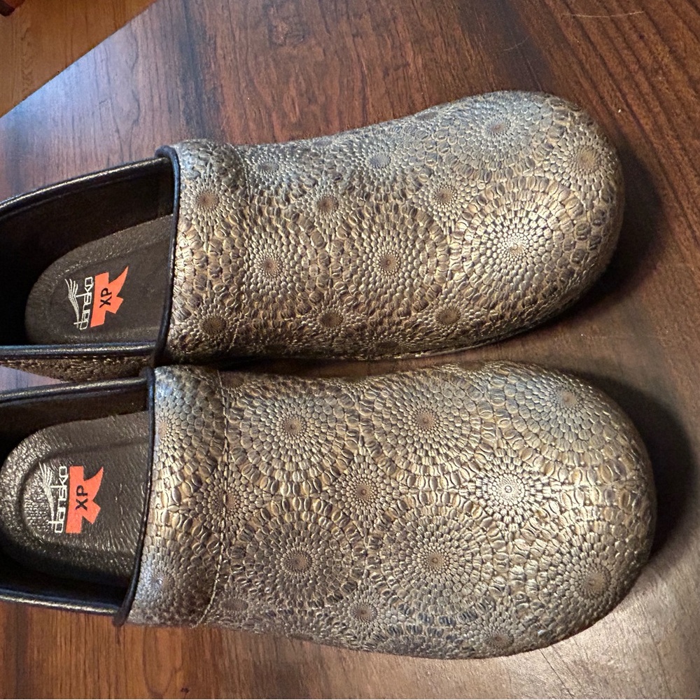 Dansko Textured Brown Mules